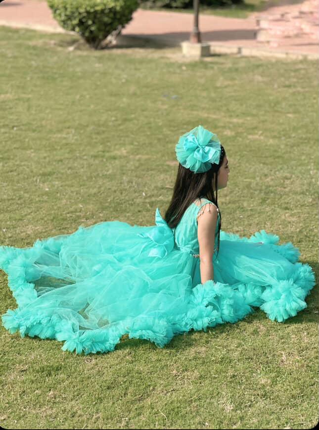 TAIL FROCKS - Image 4