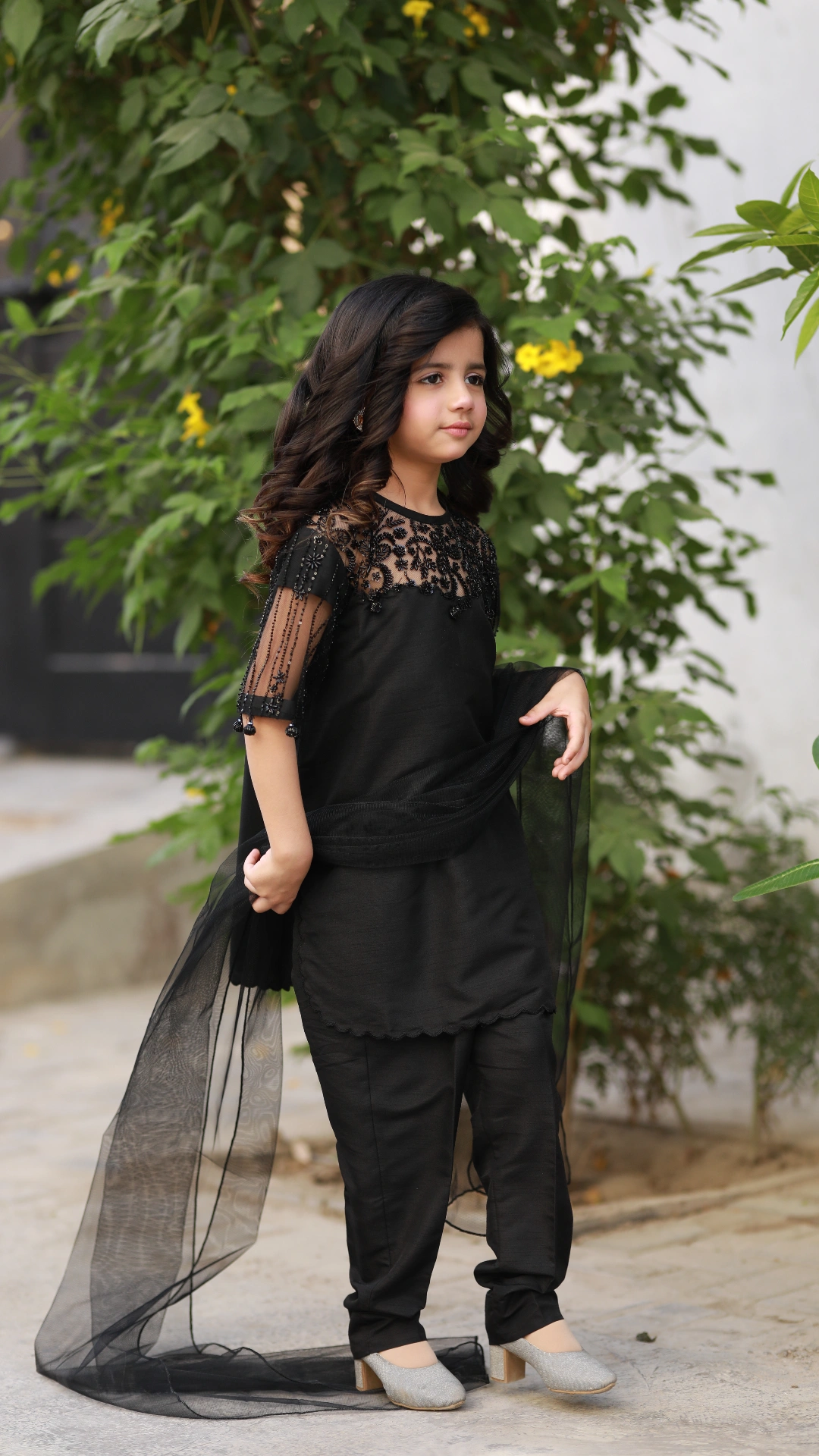ROYAL BLACK DRESS - Image 4