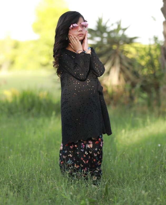 Twinkle Noir