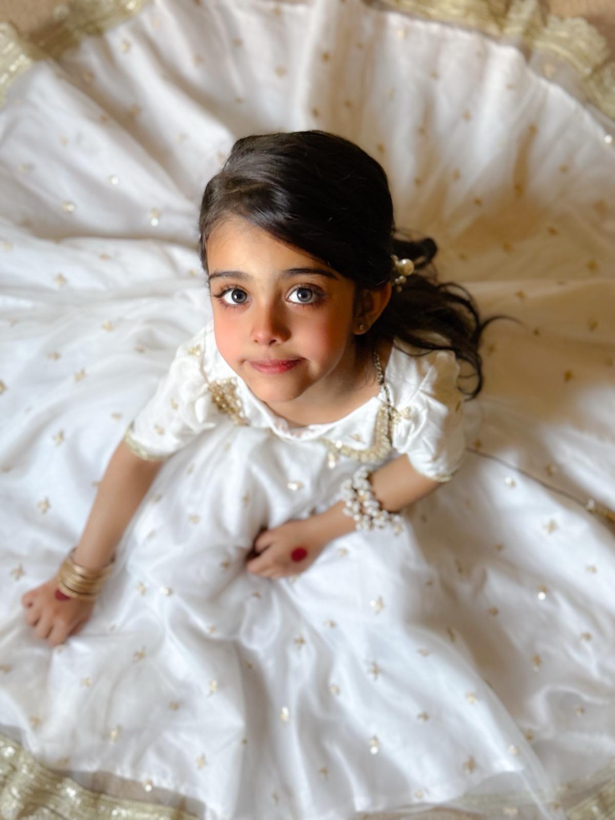 Noor-e-Ivory - Image 3